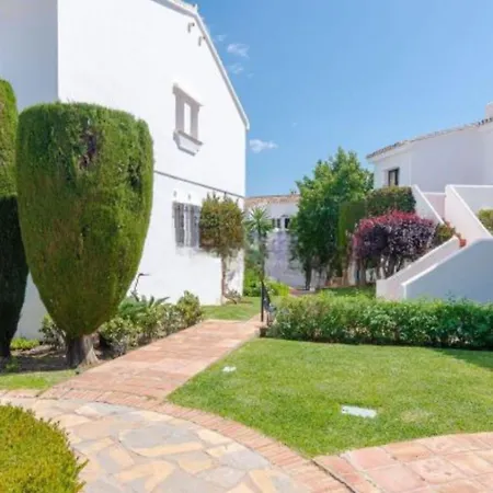 شقة El Paraiso Tussen Marbella & Estepona *