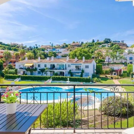 El Paraiso Tussen Marbella & Estepona شقة